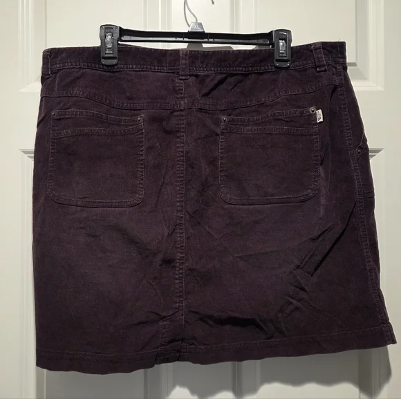 The North Face Purple Corduroy Skirt - Excellent Condition - Size XL - Picture 4 of 7